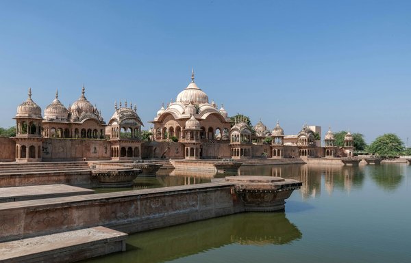Comment organiser une visite des geysers et sources chaudes en Islande ?