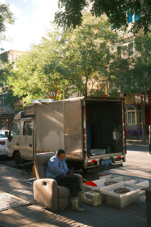 Louer un utilitaire à Bordeaux : solutions pratiques et économiques